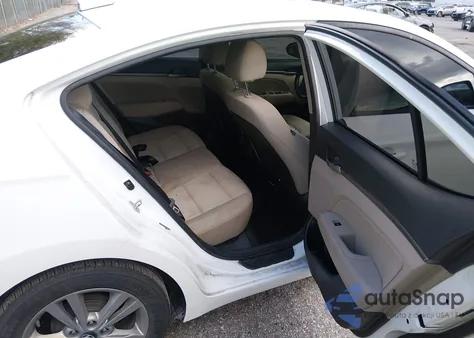 2017 Hyundai Elantra Value Edition из США, поврежденный, VIN 5NPD84LF0HH142977